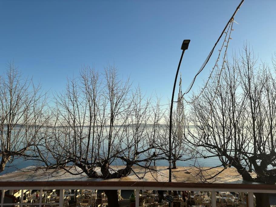 Fronte Lago Nel Centro Storico “La Casa Del Lago” Trevignano Romano Kültér fotó